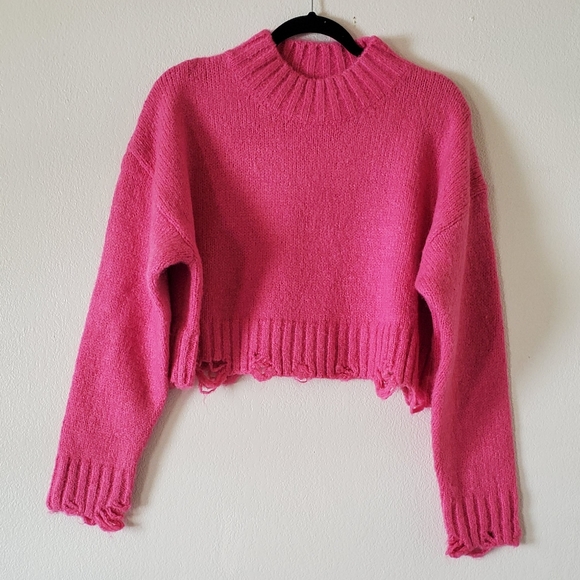 SIGNATURE8‎ Knitted Oversized Cropped Sweater. - Picture 5 of 12